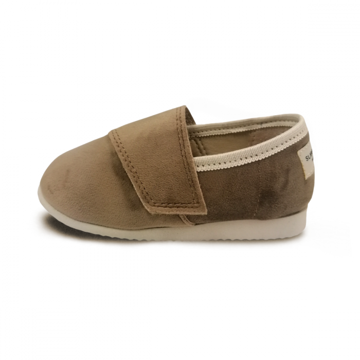 Buty dla dzieci Slippers Family Basic Tabacco
