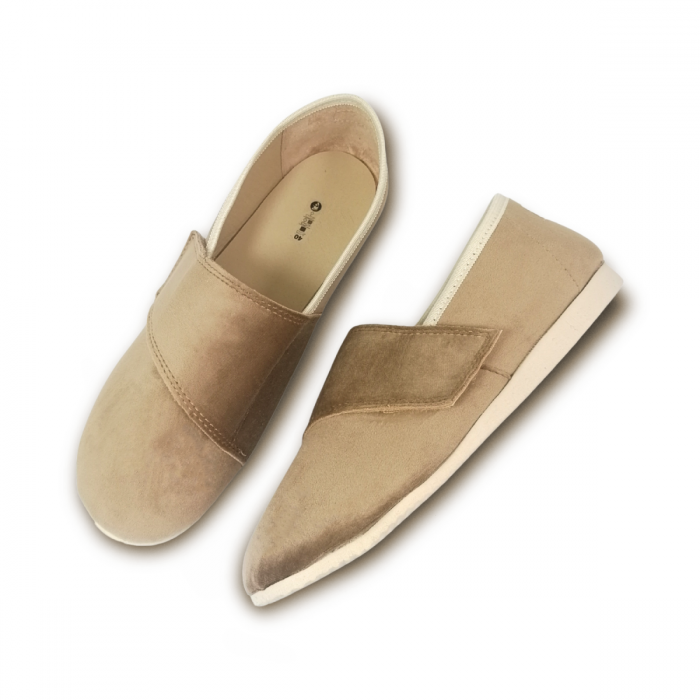 Ultralekkie Buty dla dorosłych na rzep BASIC Tobacco