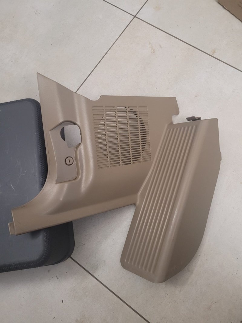 PODSTĄPNICA OSŁONA GŁOŚNIKA BMW Z3 BEIGE BEŻ 8397543