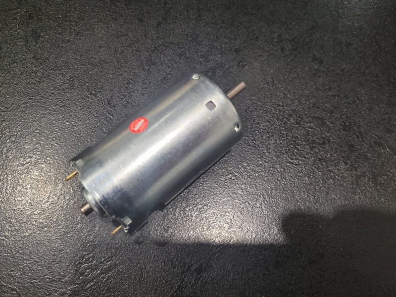 SILNIK POMPY DACHU BMW Z4 E85 NOWY SILNICZEK 