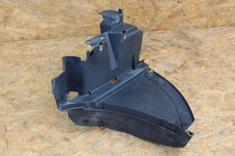 NADKOLE PRZDNIE TRÓJKĄT BMW Z4  E85 E86 PRAWE 7012726