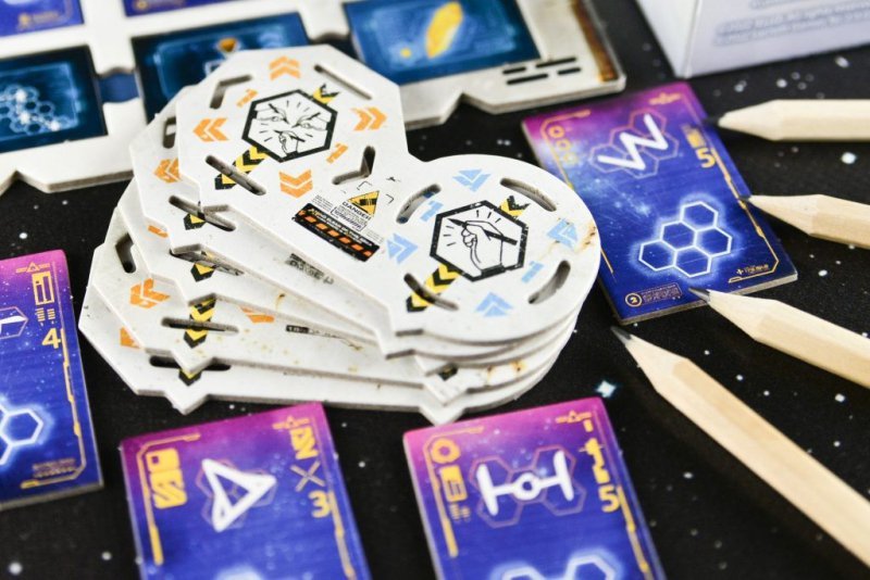 LUCRUM GAMES Gra W stronę słońca
