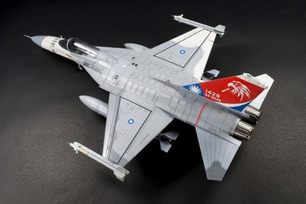AFV Club AR48108 1/48 IDF F-CK-1C 1/48