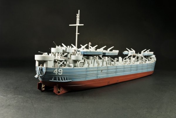 AFV Club SE73515 US Navy Type 2 LSTs LST-1 Class