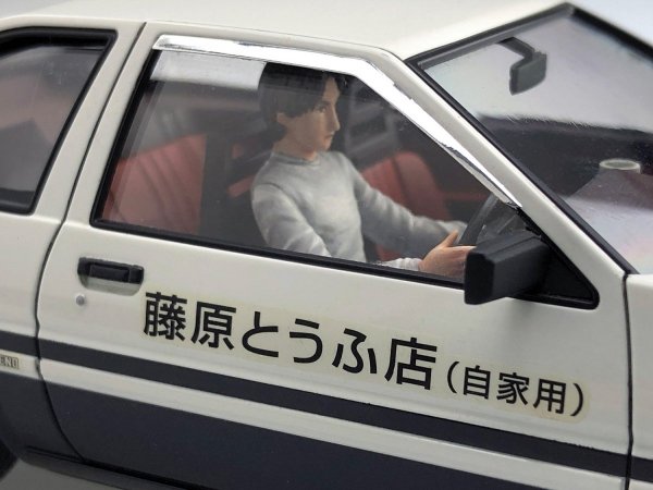 Aoshima 05954 1/24 Initial-D#14 Fujiwara Takumi AE86 Trueno (Project-D Ver.) with Figure