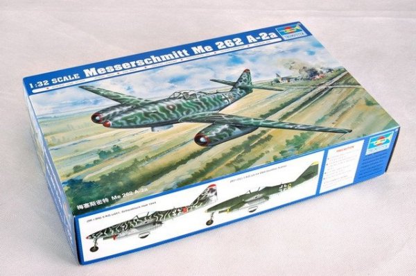 Trumpeter 02236 Me-262A-2A     1/32