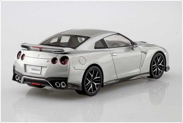 Aoshima 05641 1/32 SNAP KIT#07-D Nissan GT-R ( Ultimate Metal Silver)