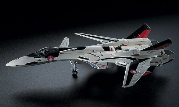 Hasegawa 65709 YF-19 Advanced Variable Fighter 1/72