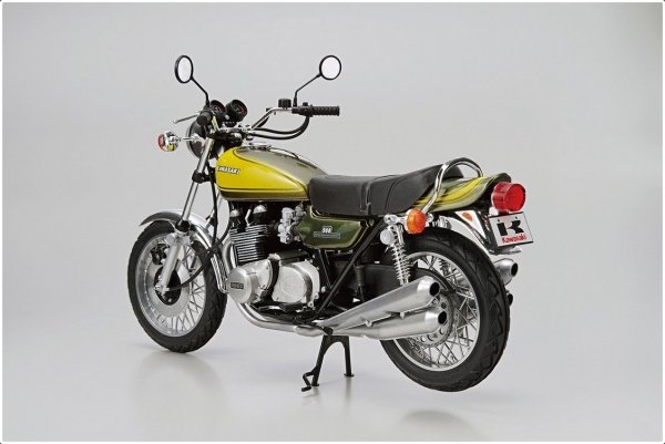 Aoshima 06266 1/12 KAWASAKI Z1 900 SUPER4 '73 WITH CUSTOM PARTS