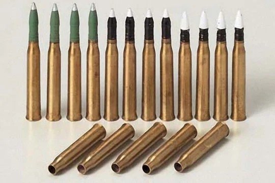 Tamiya 35173 Panther 75mm Projectiles