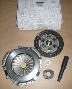 ORIGINAL Renault Kupplungssatz + Ausrücklager CLIO MEGANE TWINGO 302050453R