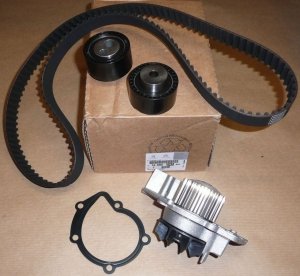 Kit de distribution POMPE C BERLINGO, P206, 307 Citroën C4, C5, JUMPY I, II, XSARA II, XSARA PICASSO, EVASION, P306, 406, 607, 8