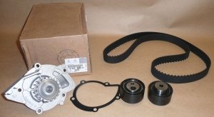 Distribution complet CITROEN POMPE CITROEN C5, C8, PEUGEOT 406 2.2HDI CITROEN C5 II, PEUGEOT 607, 807 DW12TED4 2001|} ,  1609524