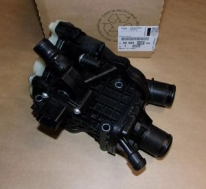 Original THERMOSTAT CITROEN C4 C5 PEUGEOT 308 3008 508 5008 2.0 16V BLUE HDI , 9849443980