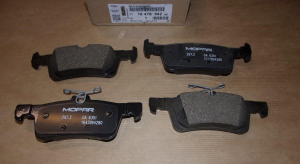 Original  Plaquettes de frein Peugeot 308 II arrière 13|} diamètre du disque 249mm système de freinage ATE ,  1647894280