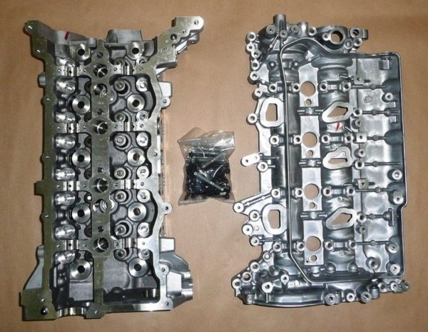 Culasse d'origine + 16 soupapes Renault 2.3 dci M9T BT, 1104100Q3E, 110415059R