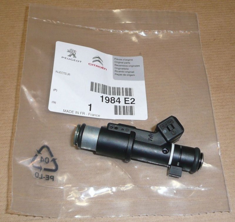 Injecteur Citroën C4, Citroën C5, Citroën C8, Peugeot 206, Peugeot 307 2.0 16V, 1984.E2, 1984E2