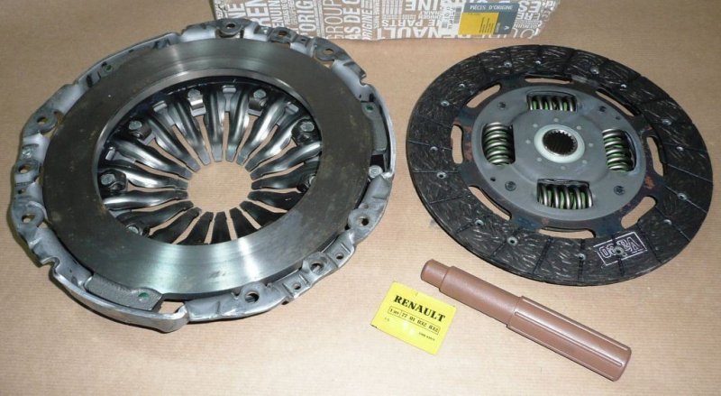 Original  Embrayage complet Renault Master II 2.5DCI Trafic 2.0 DCI reconditionné , 7711497161