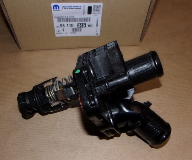 Boîtier de thermostat Citroën C3, Peugeot 208 1.2 VTI, 9811034680, 9811034680, 