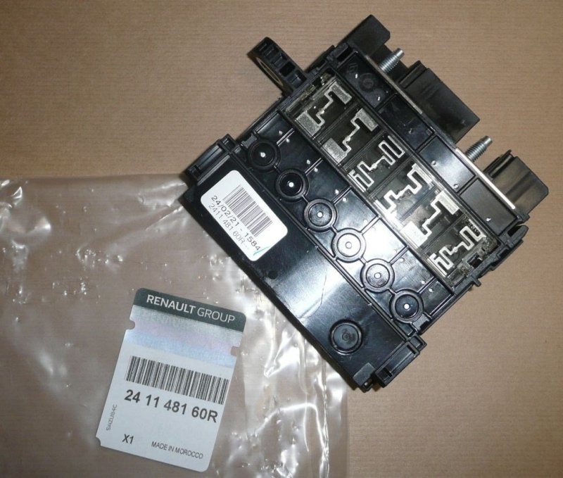 ORIGINAL Boite Fusibles Commande Batterie Megane IV Scenic IV , 241148160R , 241143738R
