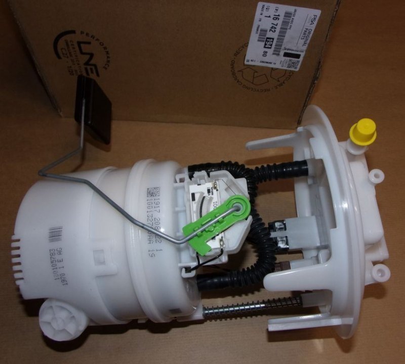 Original  Pompe à carburant Peugeot 208 II, 2008 II 1.2 THP ,  1674219480