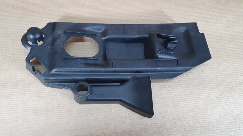 Support de pare-chocs avant gauche d'origine Opel Corsa C, 13120852