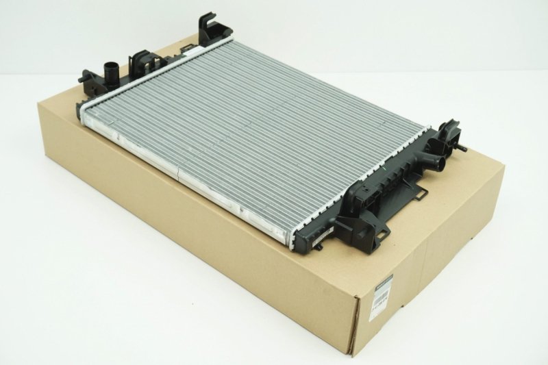 Radiateur d'eau d'origine Renault Twingo III Smart 453, 214105867R