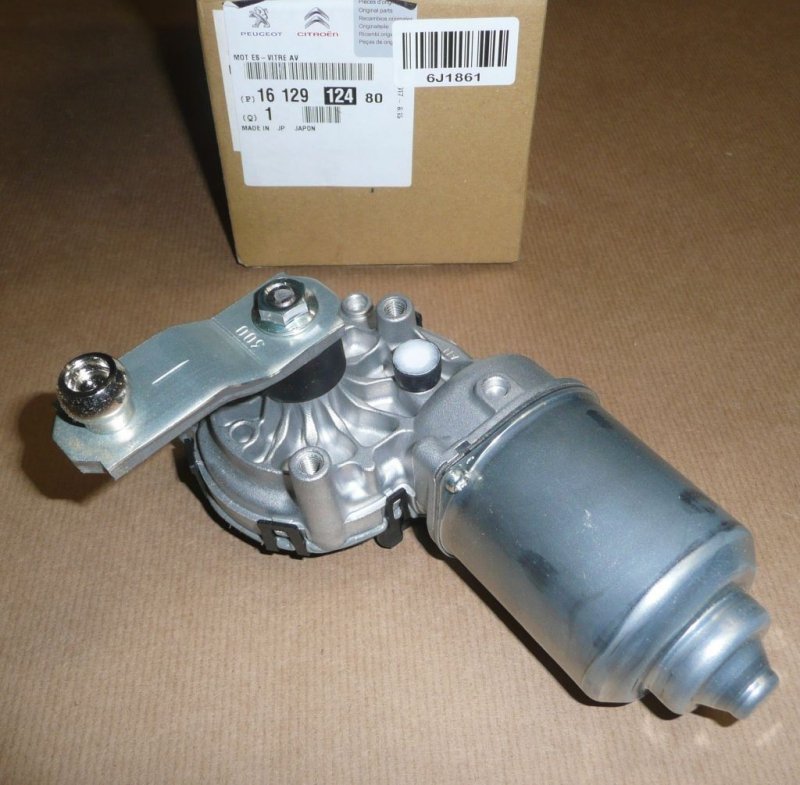 Moteur d'essuie-glaces  ,  1612912480