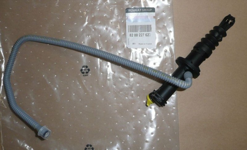 Original  Pompe d'embrayage Renault Clio III, Modus , 8200227622