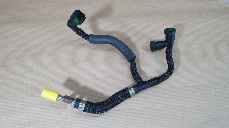 Conduite de retour d'injecteur d'origine PSA 1.5, 9831056180