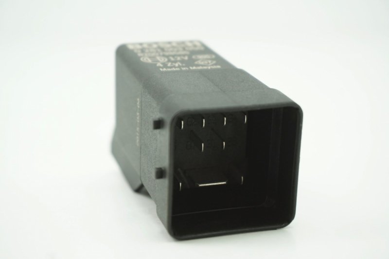 Relais de préchauffage d’origine OE – 1.6 dCi Bosch , 0281003050 , 281 003 050 , 8200798585 , 110673774R