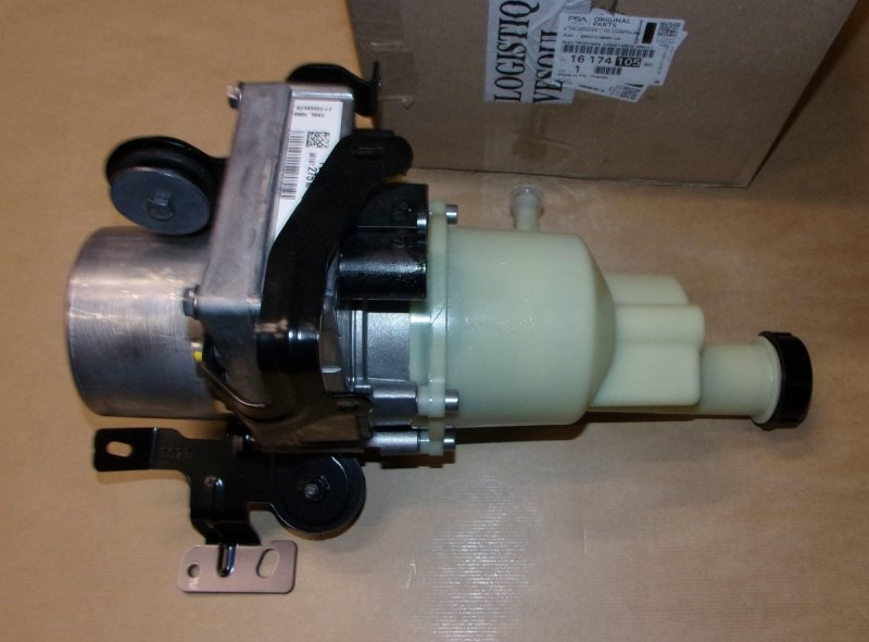 Pompe d'assistance de direction Citroën Jumpy III 1.5 BlueHDi Peugeot Expert IV  ,  1617410580