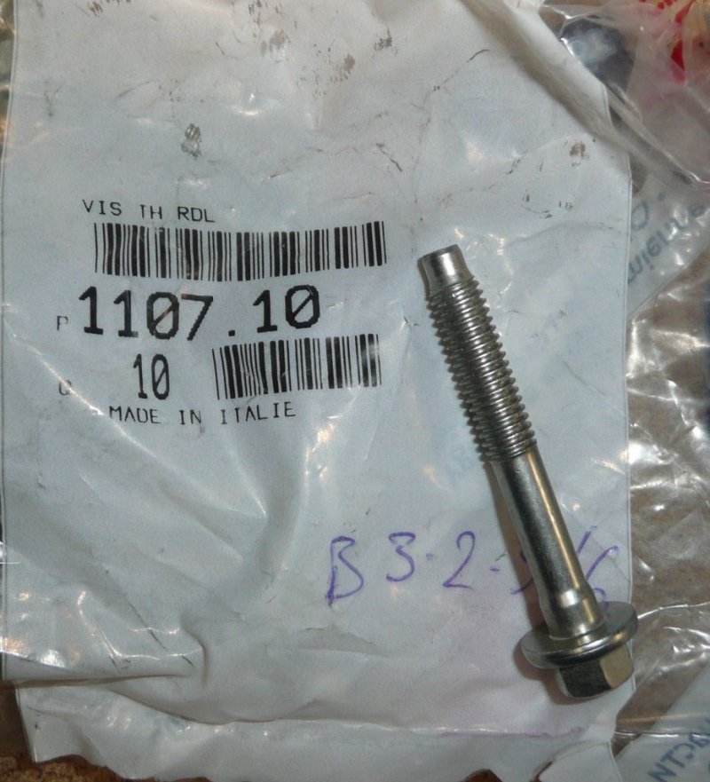 Boulon de culasse Citroën Jumper III, 1107.10, 110710