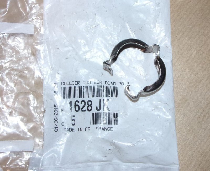 Collier de serrage du tuyau de décompression Citroën C5 1.8, 1628.JK, 1628JK