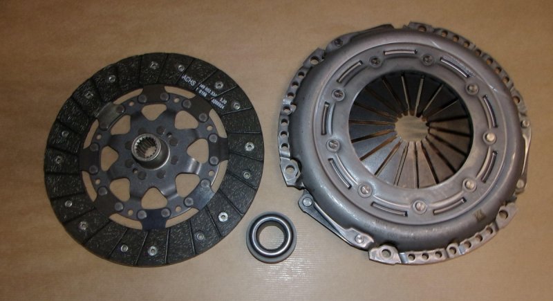  Embrayage complet Peugeot 208, 2008 1.2 PureTech  ,  1616870080