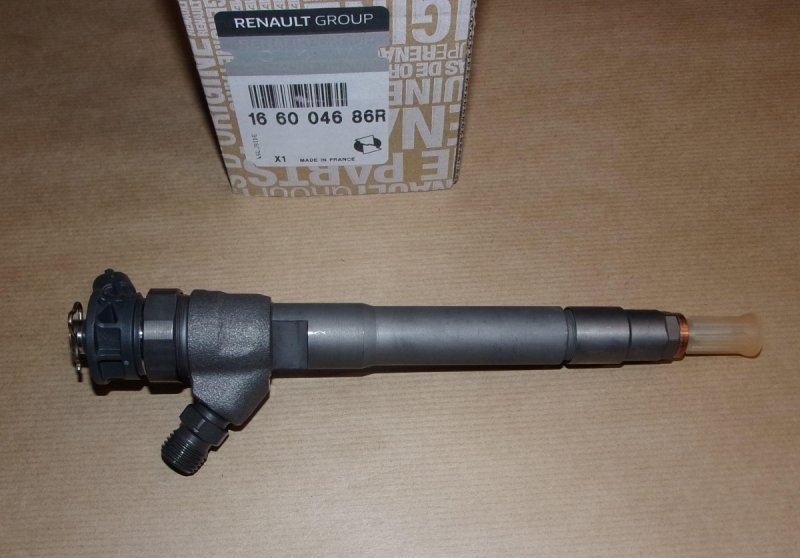 Injecteur Renault Megane III 1.6DCI, 166004686R, 