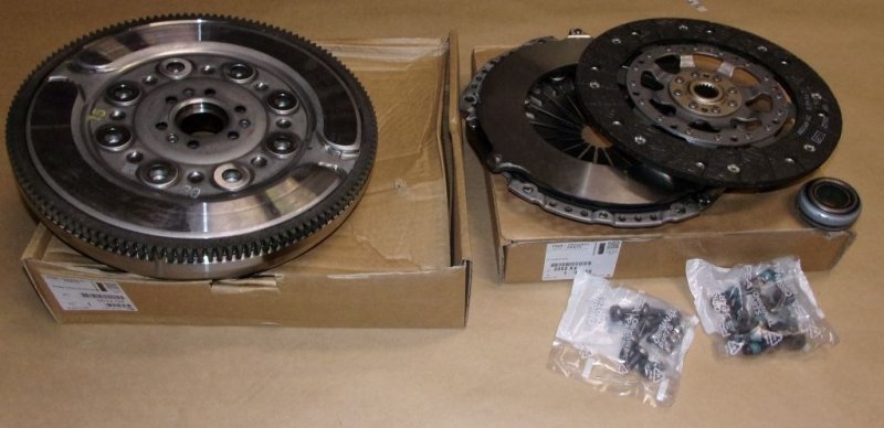 Volant bimasse+embrayage Citroën C2, Citroën C3 1.6HDI Citroën Berlingo, Citroën C3 Picasso, Citroën C4, Citroën C4 Picasso, Citroën C5 (X7), 2, Peugeot 1007, Peugeot 207, Peugeot 307, Peugeot 308, Peugeot 407, Peugeot Partner.  ,  1628933180