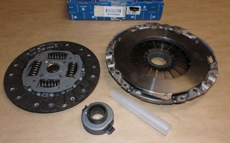 Kit d'embrayage PEUGEOT EXPERT II, 406 2.0HDI ,  1611270680
