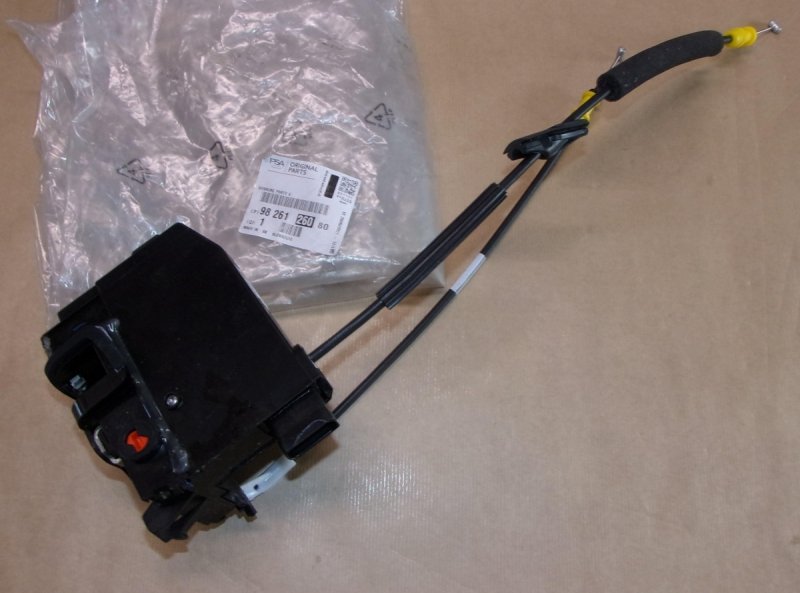 Original  Serrure de porte Peugeot 308 II arrière gauche, 9826126080