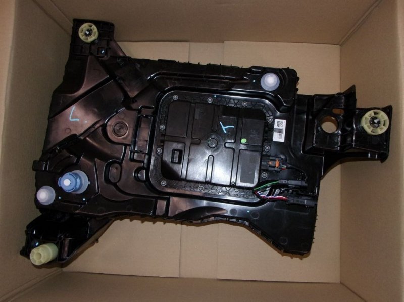 ORIGINAL Peugeot AdBlue Réservoir 308 II 1.6/2.0 HDi , 1682620080 ,  9818559380, 9811106180, 9813676180