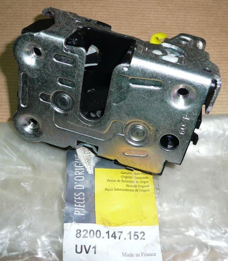 Original  Serrure de porte Renault Master I avant droit , 8200147152