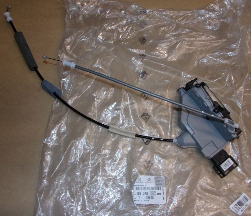 Serrure de porte Citroën C4 Cactus arrière droit, 9801690680, 9801690680, 