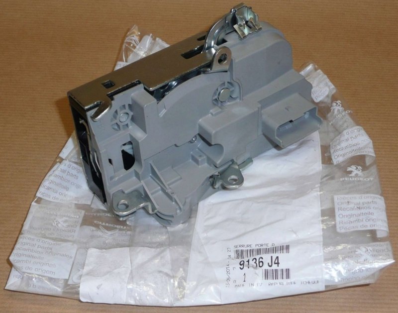 Serrure de porte verrouillage avant droite Citroën Berlingo Peugeot Partner I II 96-08, 9136J4, 9136.J4