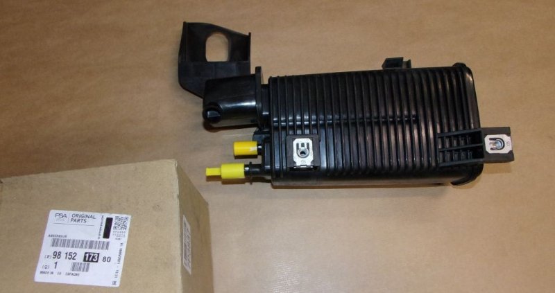 Absorbeur de vapeurs Peugeot 508, 5008 1.6 PureTech, 9815217380, 9815217380, 