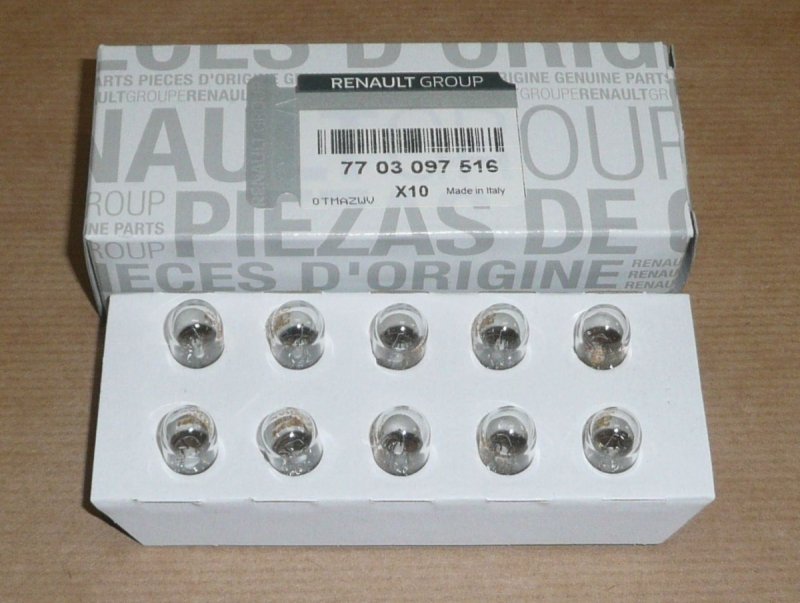 Original  Ampoule W5W 12V 5W Renault 10 pièces dans l'emballage , 7703097516