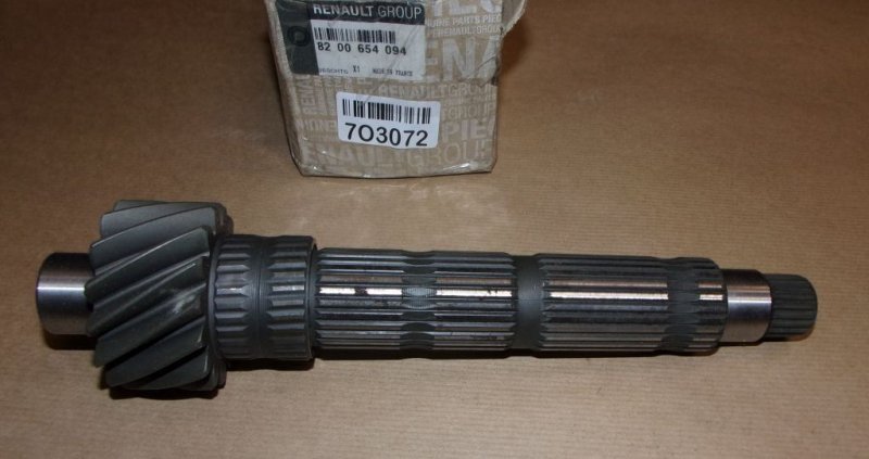 Original  Arbre principal de la boîte de vitesses Renault Kangoo II , 8200654094