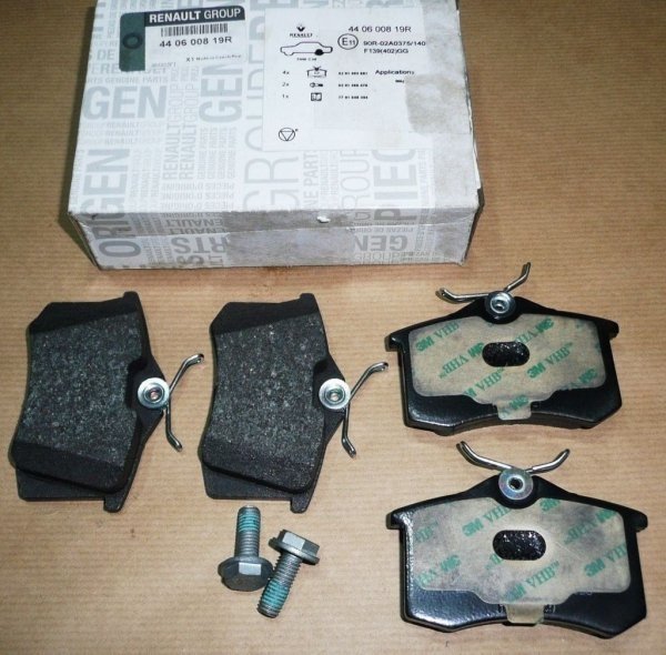 Plaquettes de frein arrière d'origine pour Renault Clio IV, Mégane, Scenic, 440600819R ,  440600295R , 440600364R , 440600819R , 440602466R , 440603511R , 440603530R , 440605713R , 440605839R , 440606133R , 440607960R , 440661332R , 6025371650 , 77012063