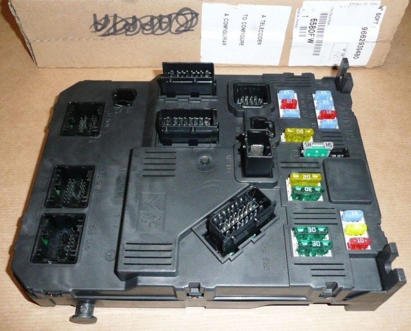 Boîte à fusibles Boîte à relais Peugeot 407 6580FW 9656148080, 6580.FW