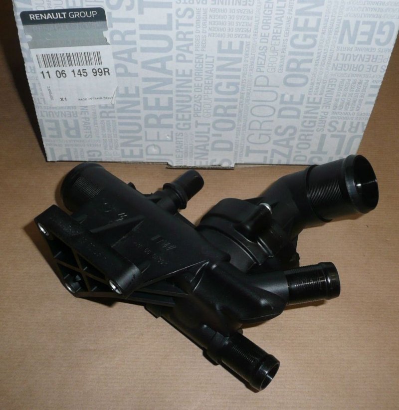 Boîtier de thermostat Renault Megane III 1.6DCI, 110614599R, 