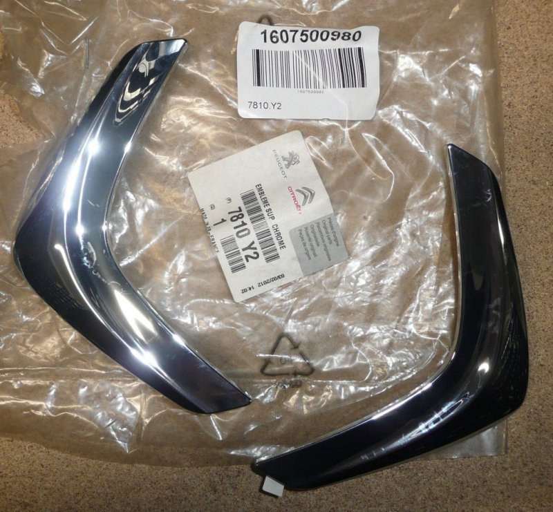 Original  EMBLÈME CITROËN C C3 III ,  1607500980